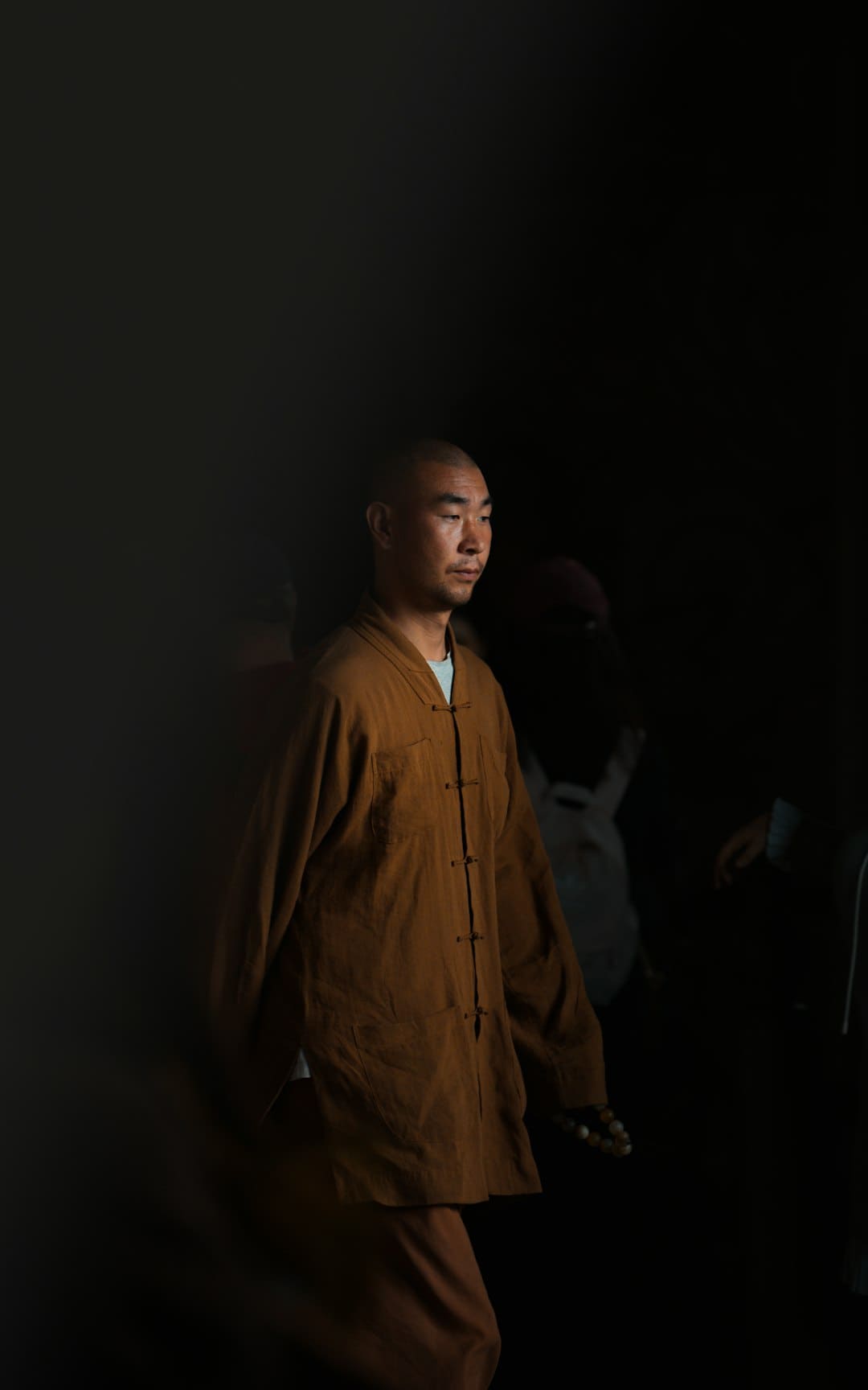 《巴黎合伙人》开播 为国货出海按下“加快键”